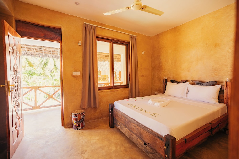 SUPERIOR, DOUBLE BED