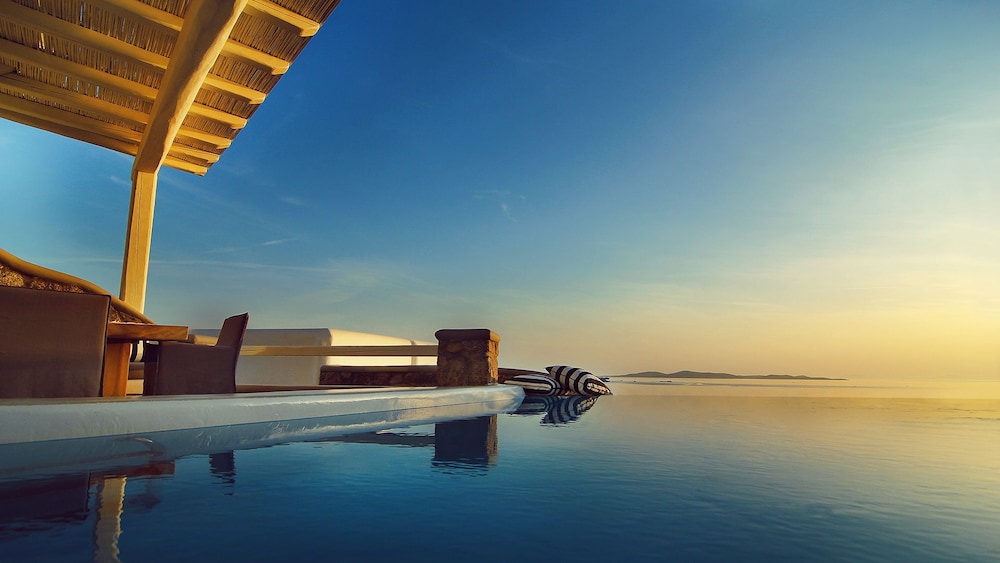 Cavo Tagoo Mykonos 38/50