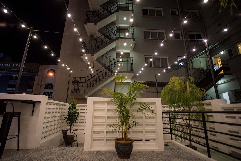 The Southern Boutique Hotel 3/28