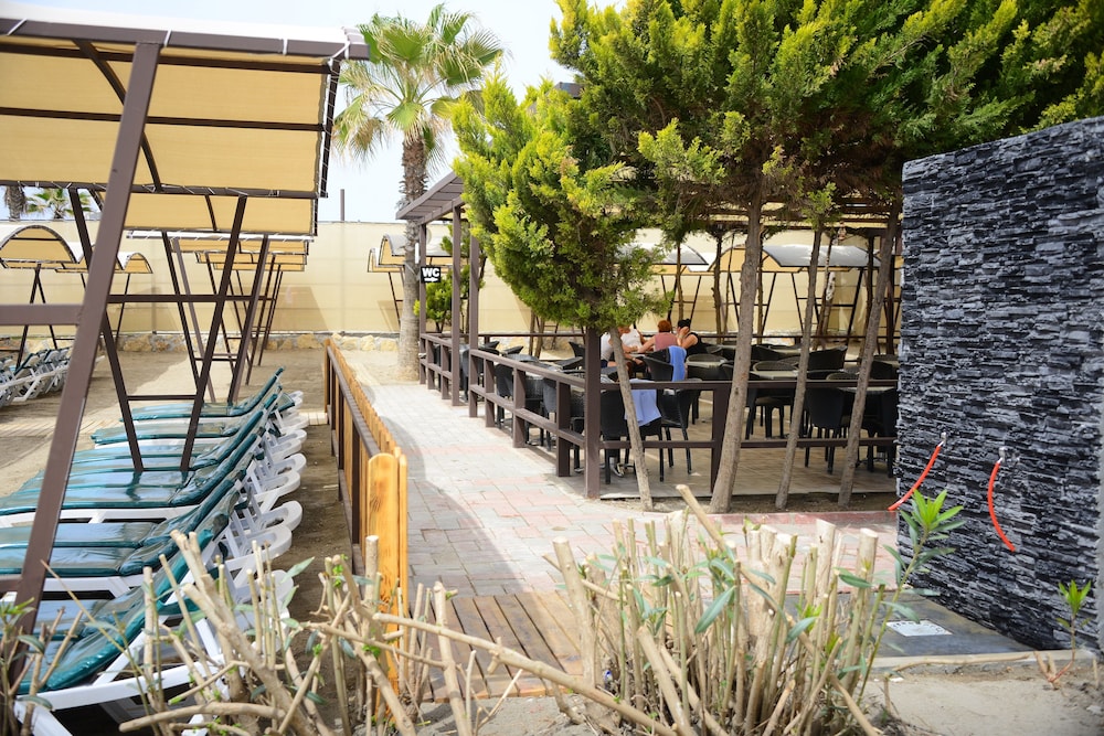 Senza The Inn Resort & Spa 10/50
