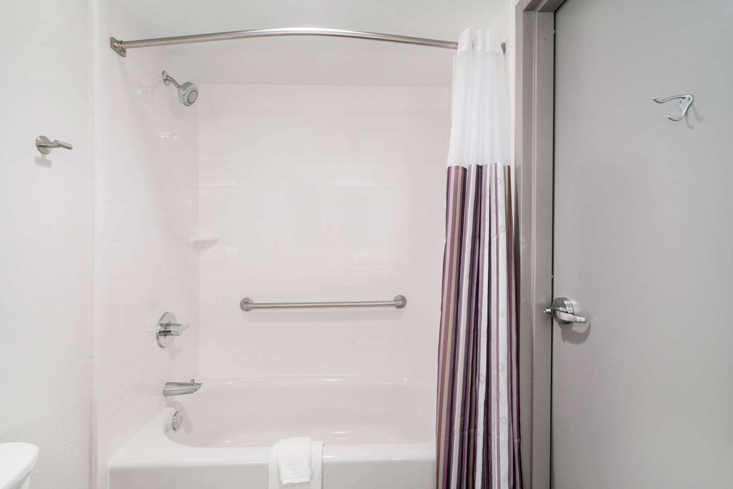 La Quinta Inn Suites By Wyndham Mobile 70/70
