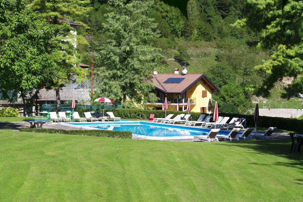 Clubhotel Lago Di Tenno 39/48