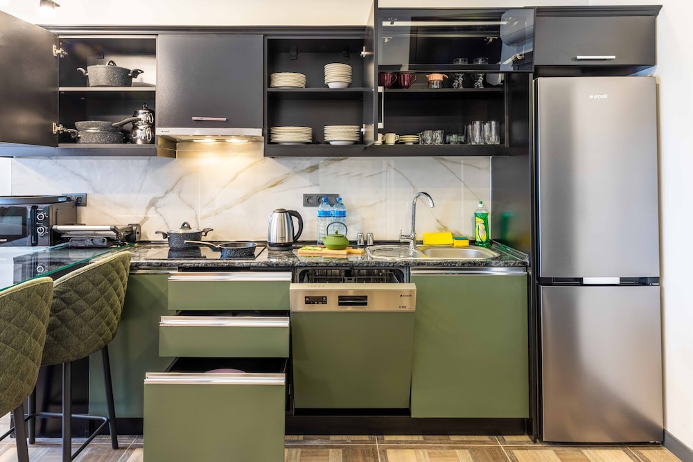 BayMari Suites City Life 55/63