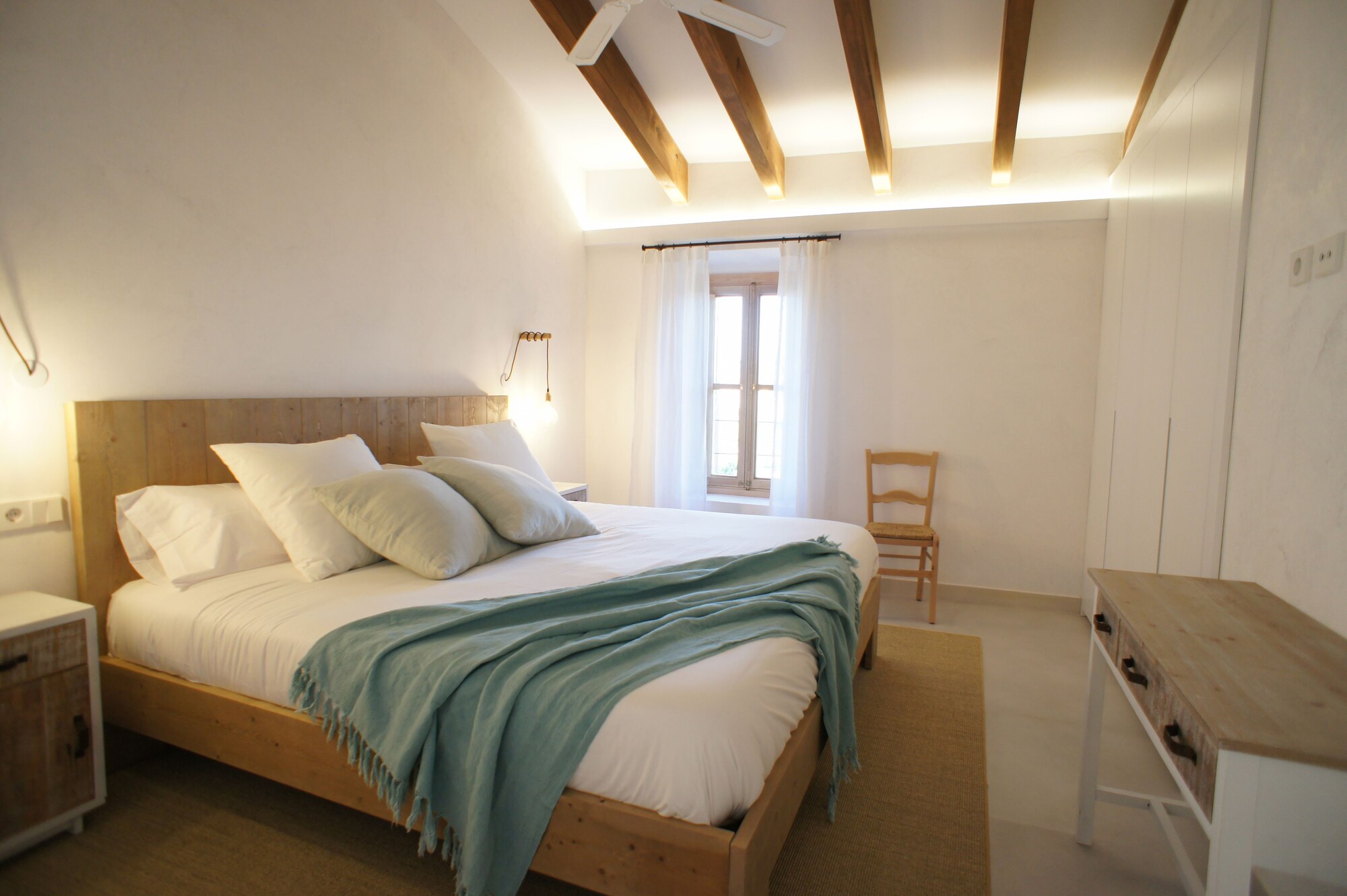 Suite, Jetted Tub
