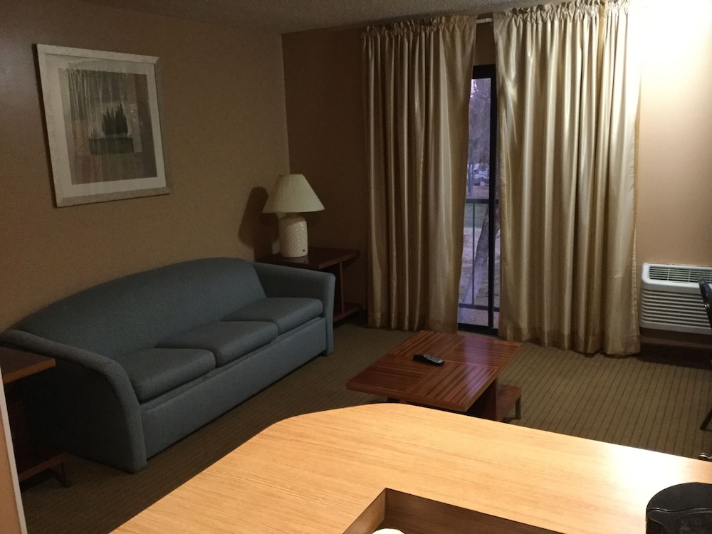 Motel6 Victorville, CA - Civic Center / Route 66 35/60
