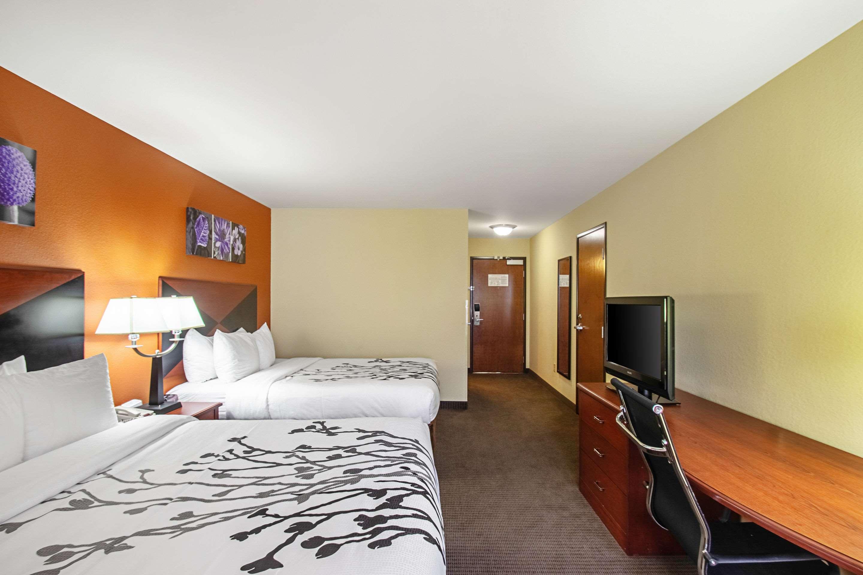 ROOM, 2 QUEEN BEDS