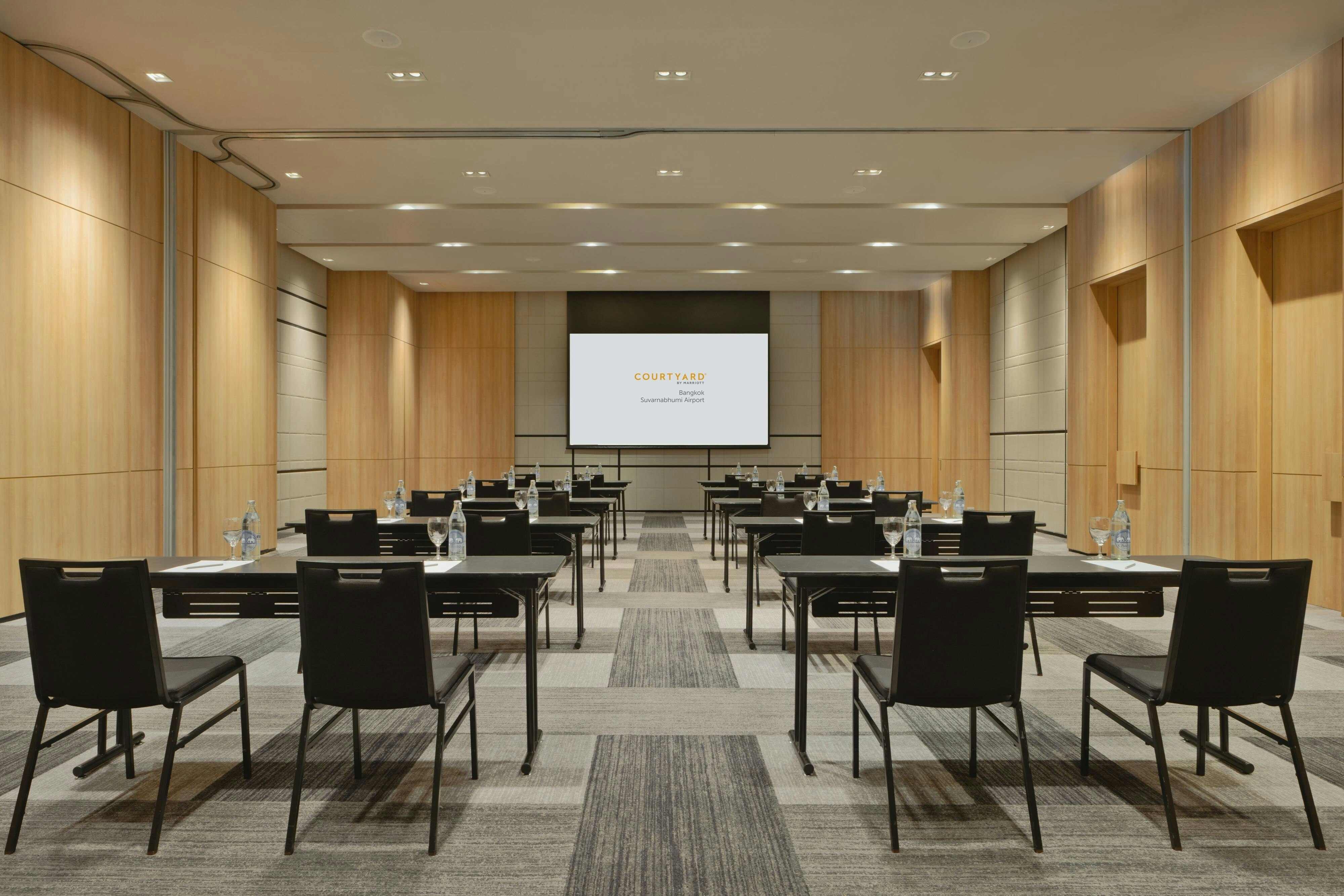 Courtyard by Marriott Bangkok Suvarnabhumi Airport 17/27