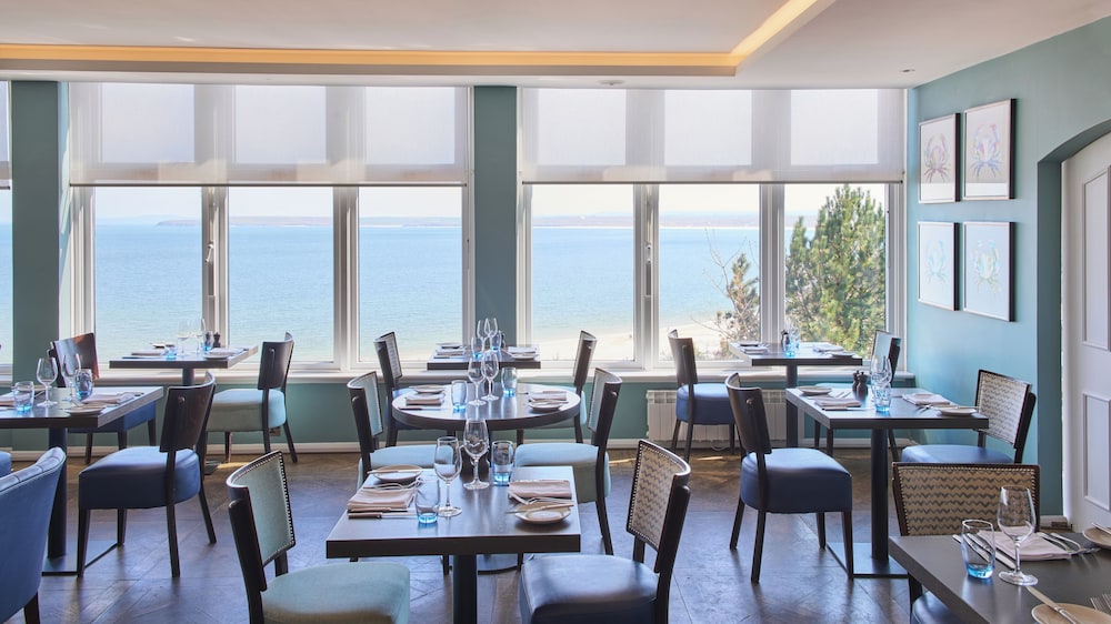 St Ives Harbour Hotel 60/76