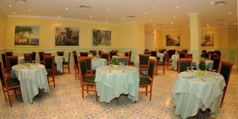 Hotel Astoria Sorrento 29/39