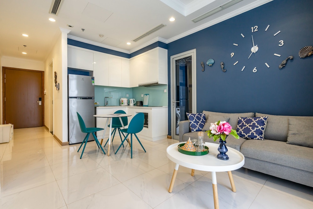 Hoasun Boutique Apartment - Vinhomes Central Park 20/50