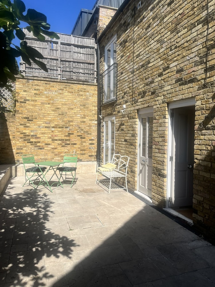 Kew Rooms 25/49