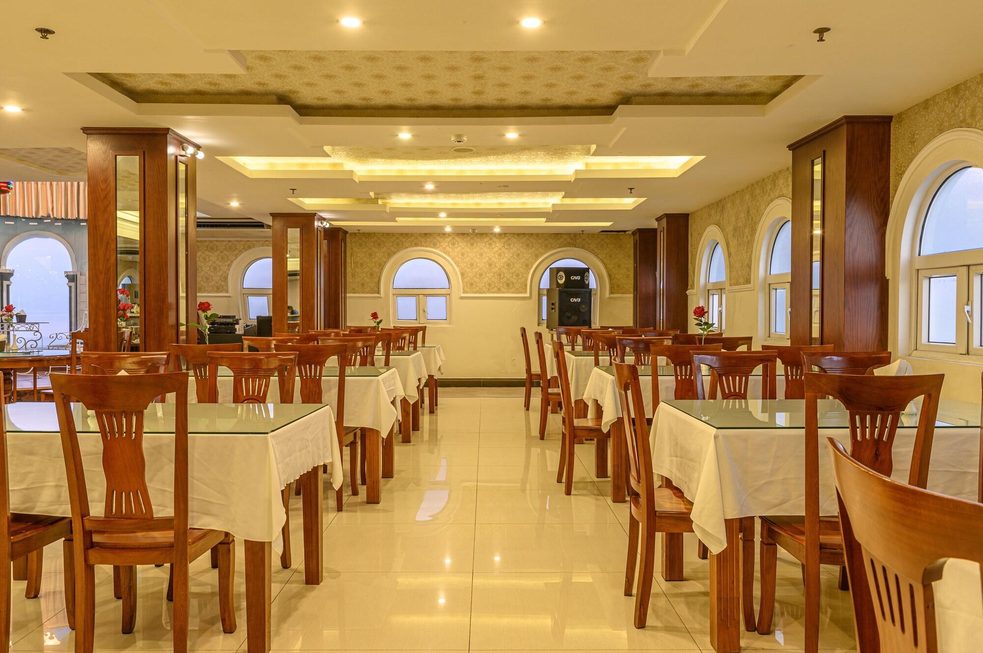 Lychee Hotel 37/40