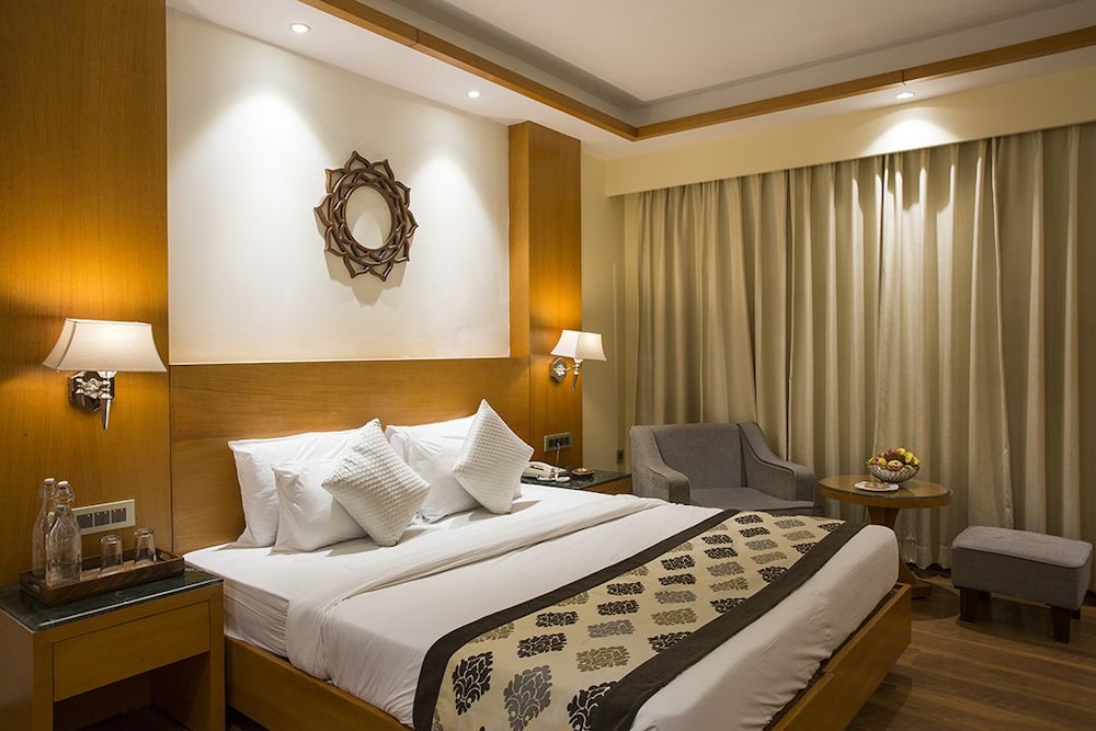 Laxman Jhula Divine Resort 11/49