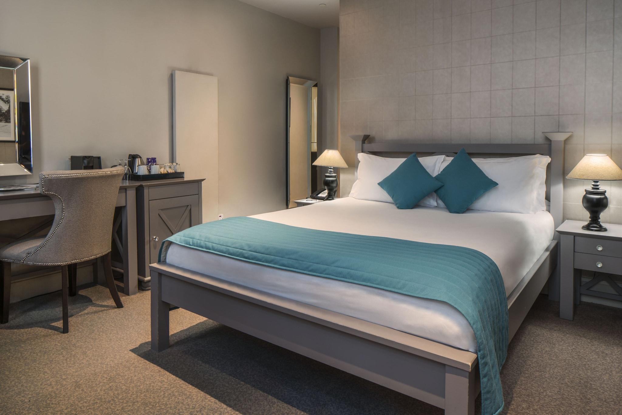 Room, Double Bed, Accessible