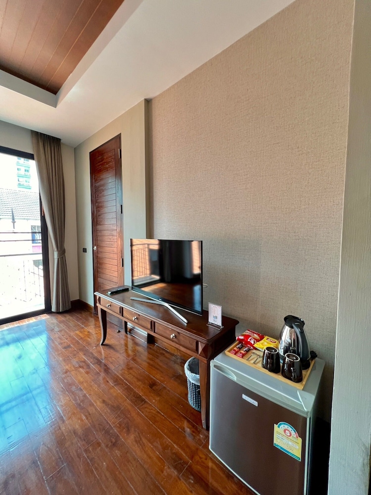 Yotaka Bangkok Hotel 22/49