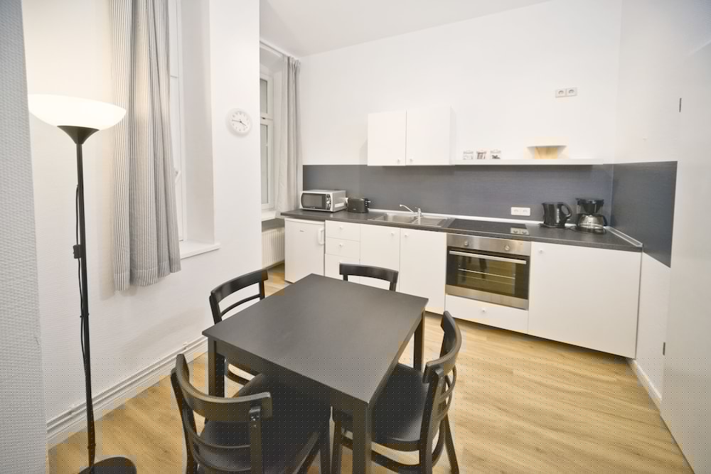 Old Town Apartments Schonhauser Allee Berlin 54/69