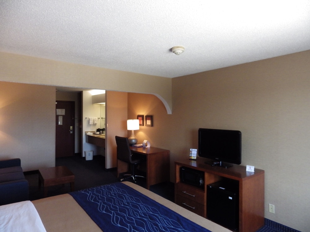 Comfort Inn Crystal Lake - Algonquin 20/33