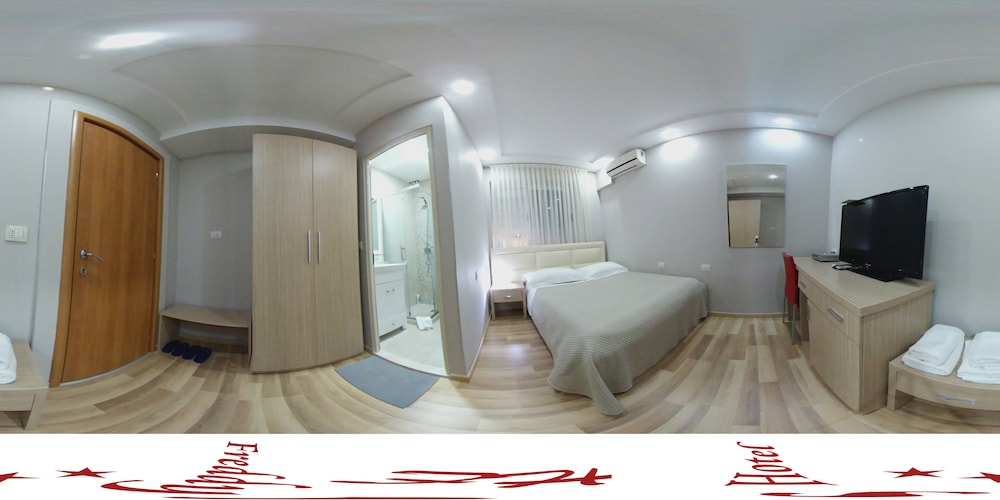 Freddy S Hotel 29/60