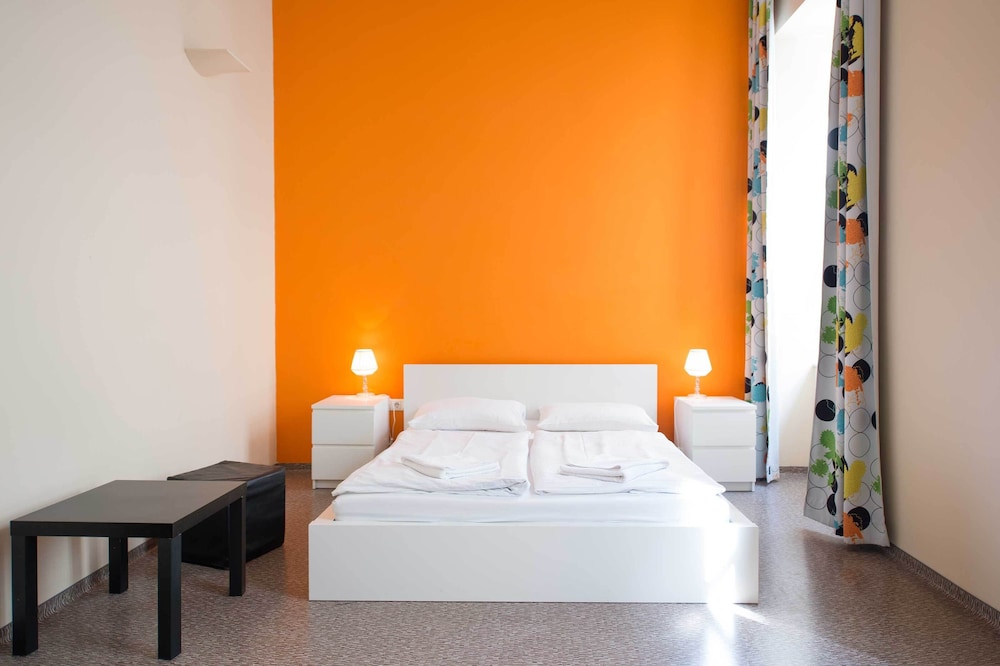 ROOM, DOUBLE BED, PRIVATE BATHROOM