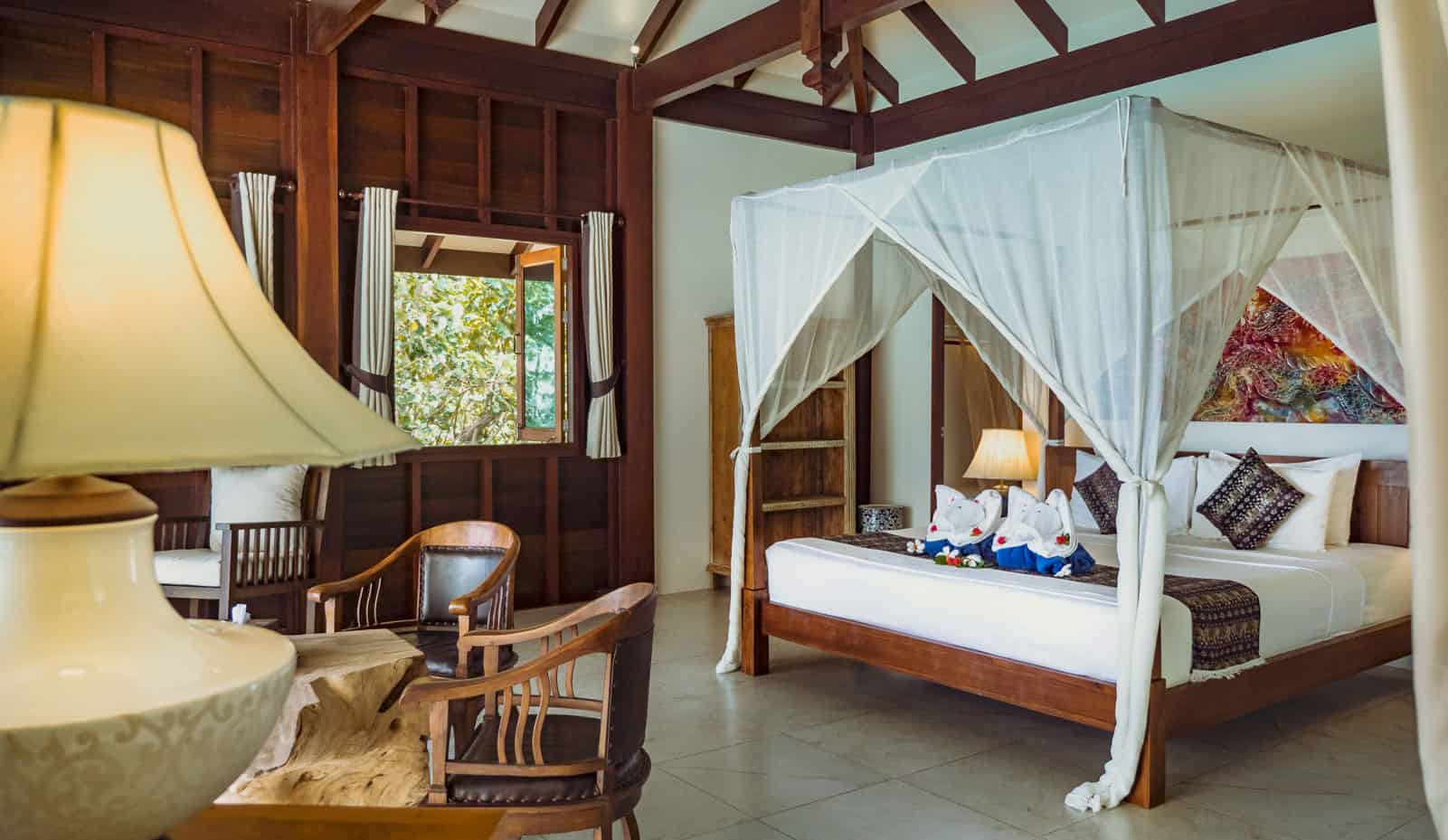 2 Bedrooms, Pool, Villa, Beach Front