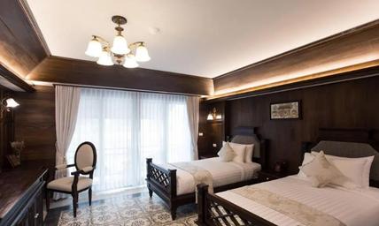 Colonial, Deluxe, Twin Beds, No View