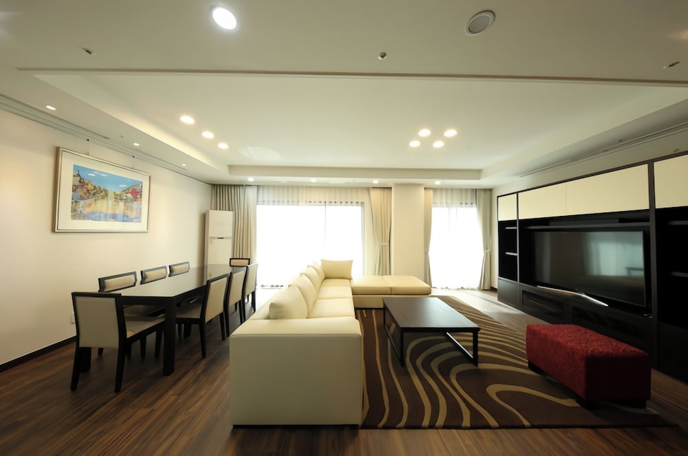 Orakai Insadong Suites 55/72