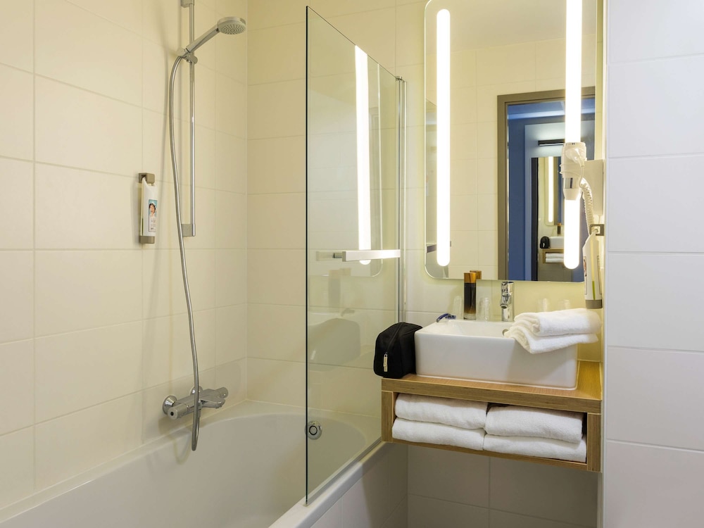 Ibis De Haan 43/45