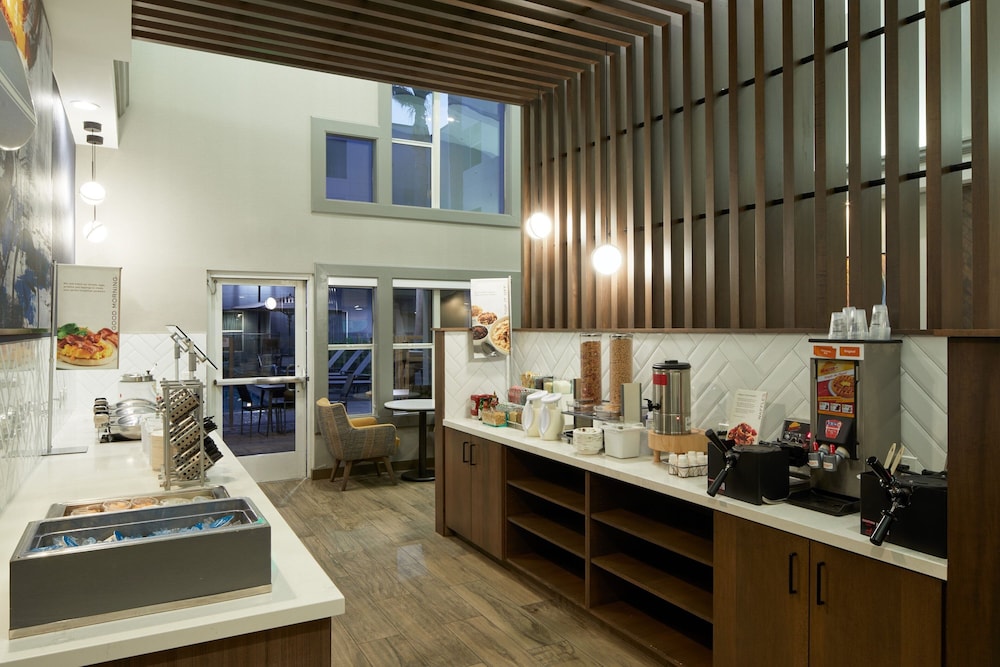 Residence Inn San Diego Carlsbad 50/50