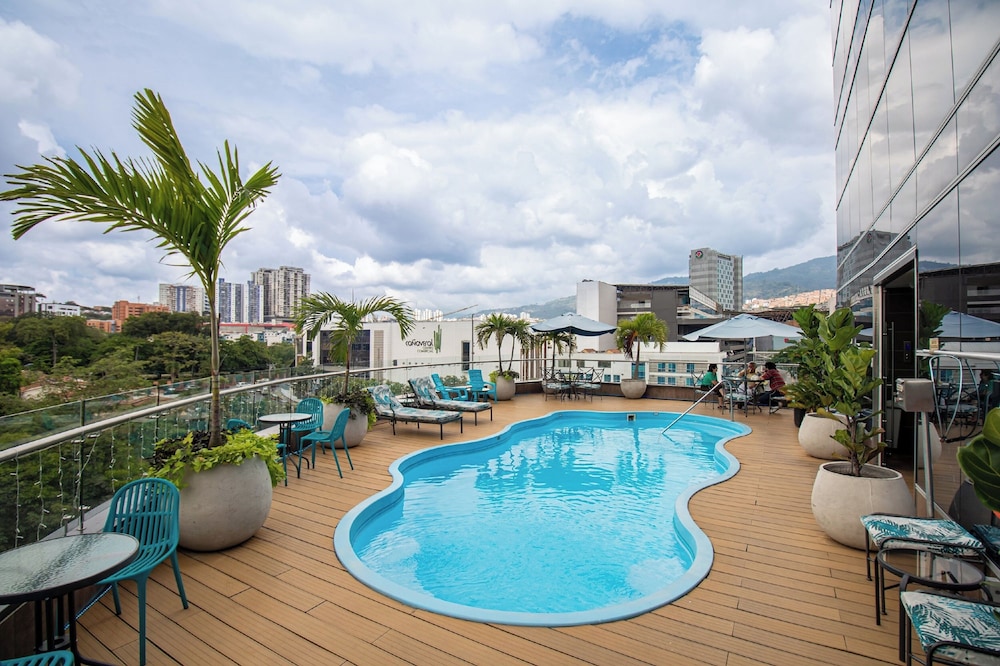 Hotel Roseliere Bucaramanga 45/50