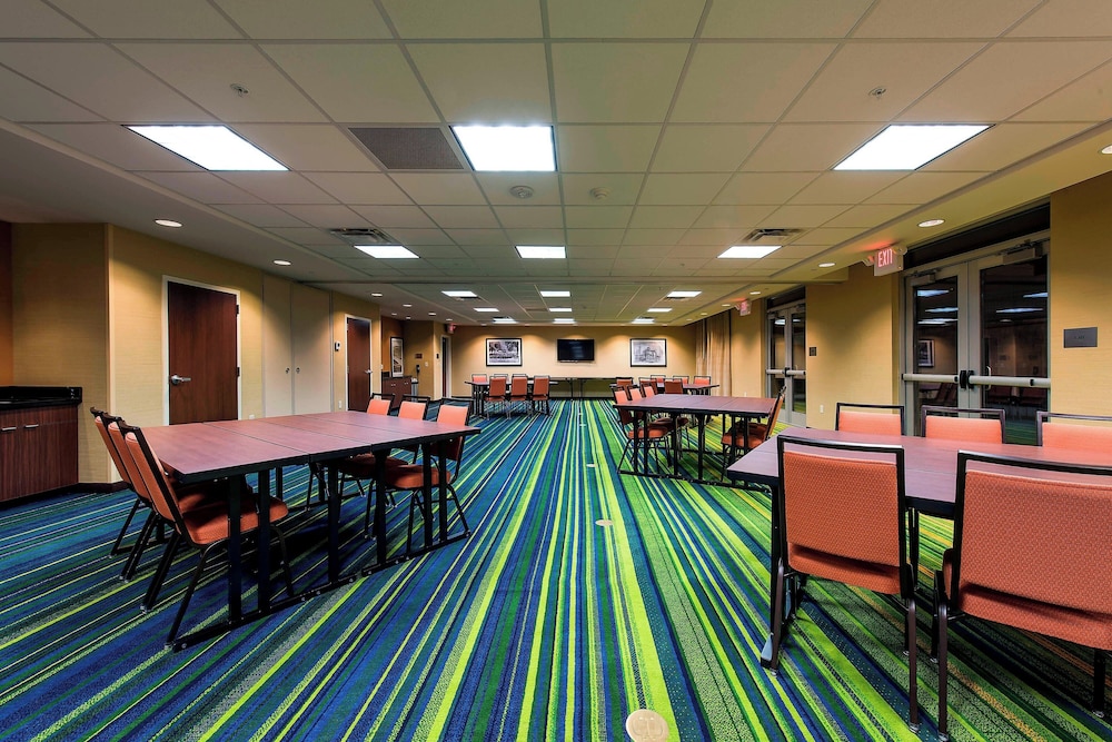 Fairfield Inn Suites By Marriott Leavenworth 34/44