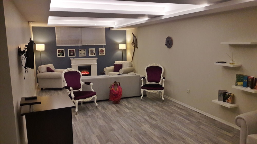 MANGANA KONAK HOTEL 37/64