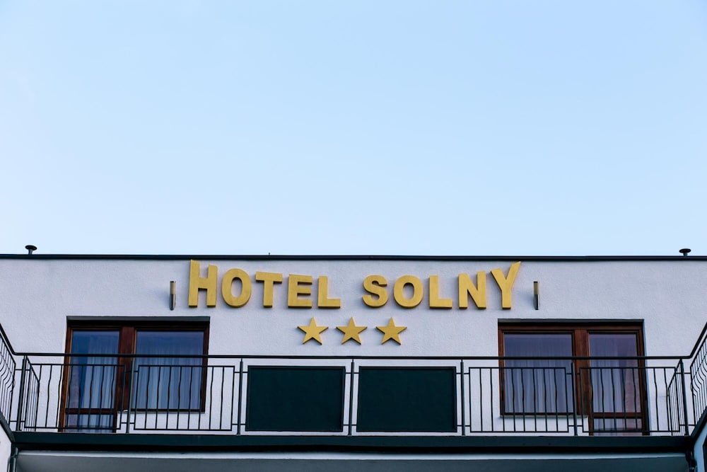 Solny 3/48