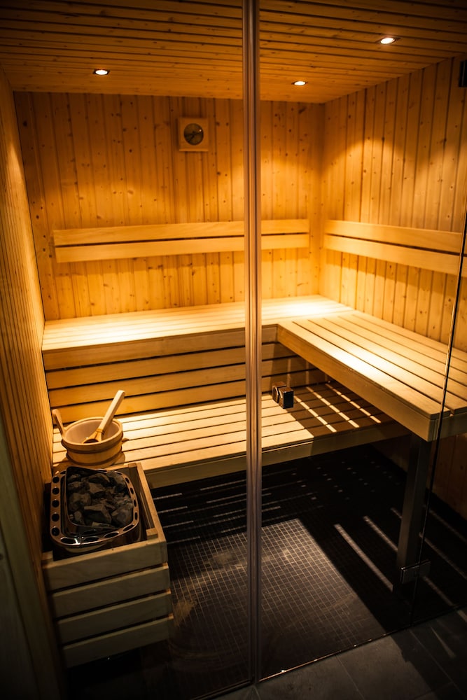 Tempus Hotel And Spa 12/50