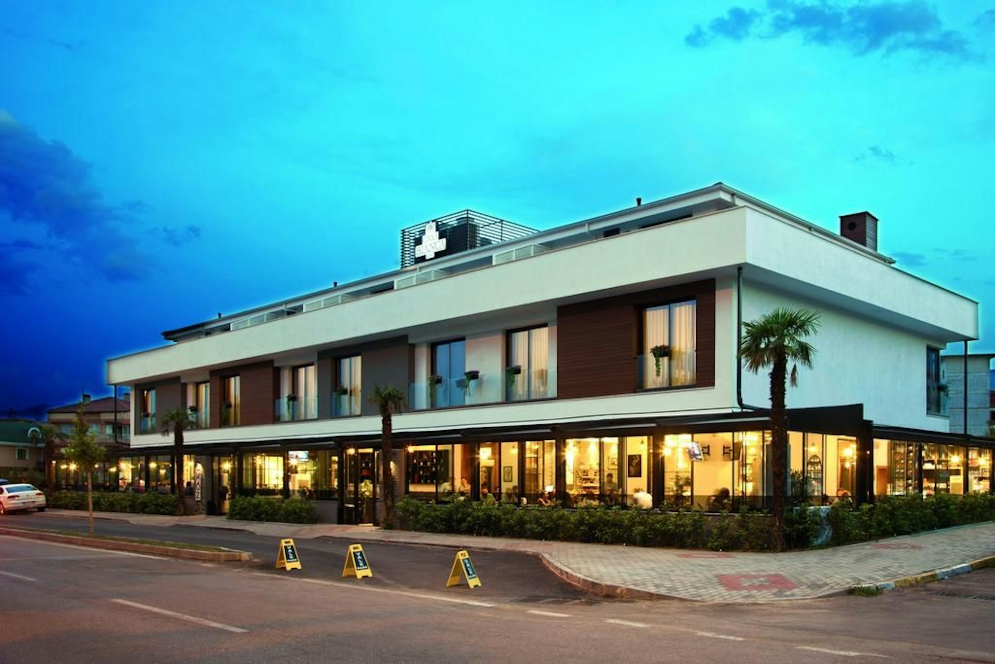 Casa Bianca Hotel 6/77