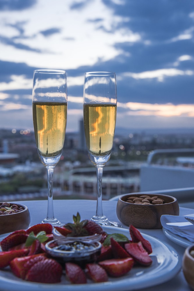 RADISSON BLU HOTEL ANKARA 60/72