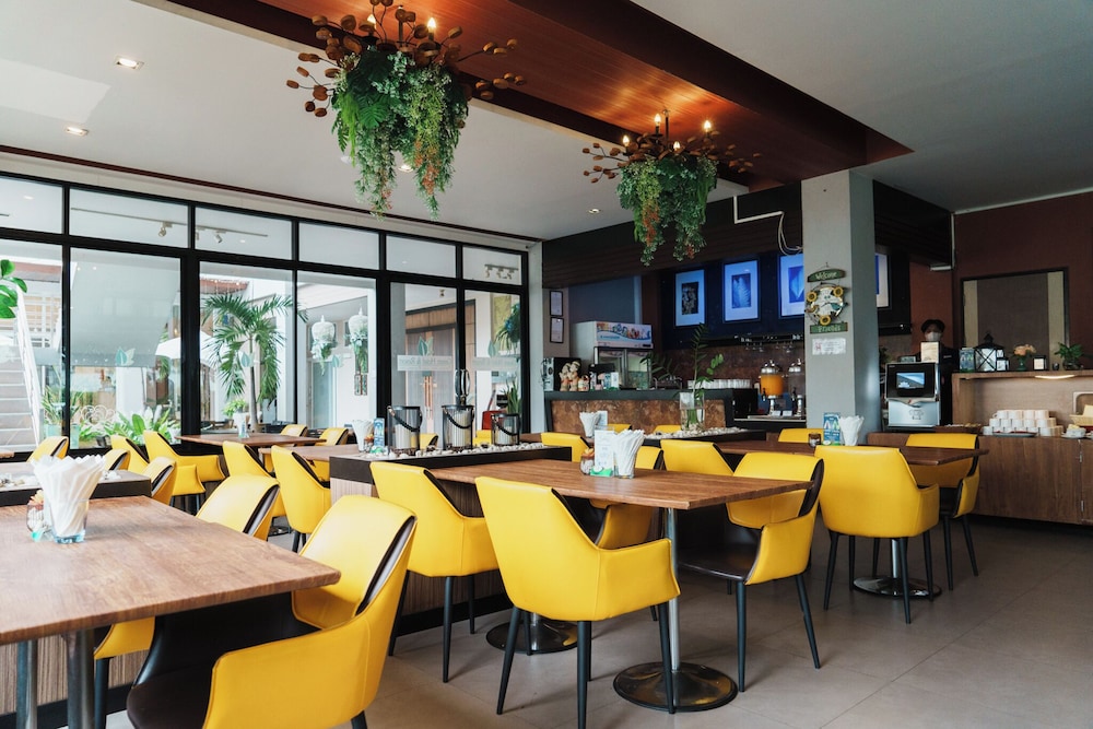 Green Hotel Resort Khon Kaen 44/55