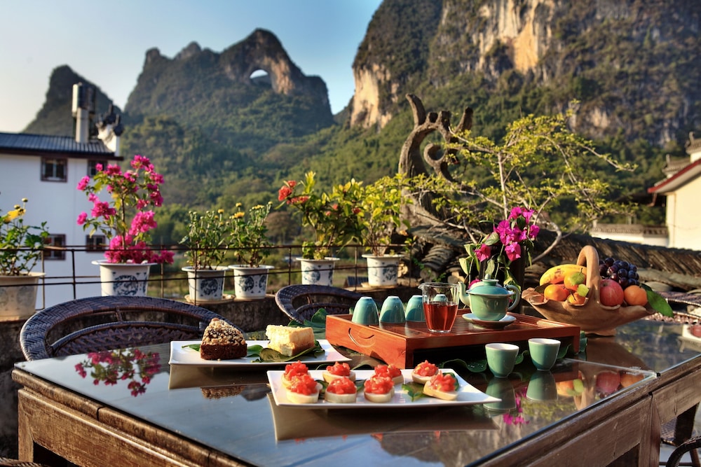 Yangshuo Village Inn 40/50