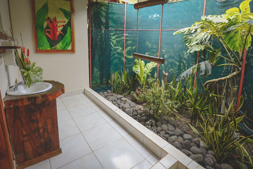 Hotel Cerro Lodge 44/50