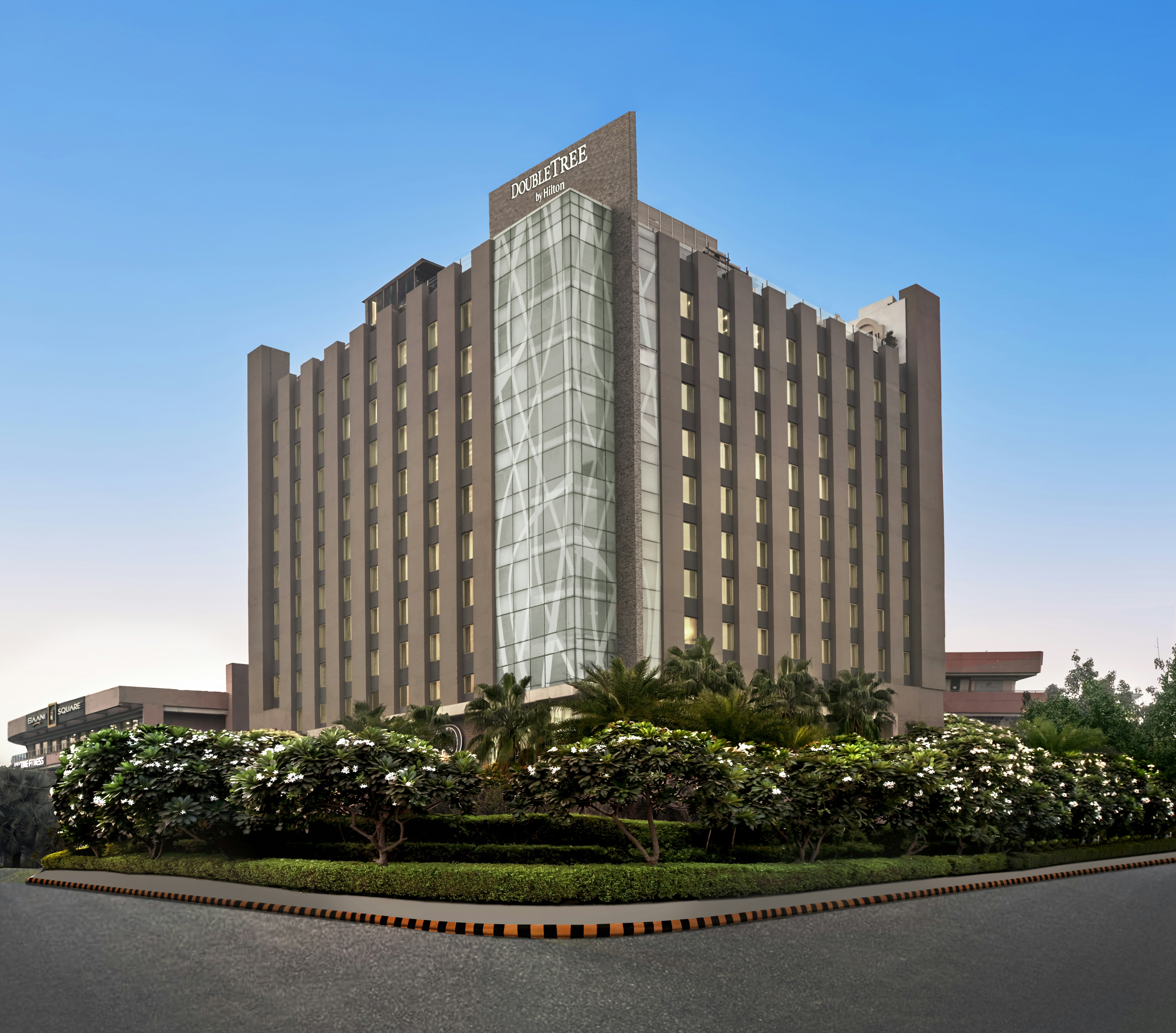 DoubleTree by Hilton Gurugram Baani Square photo4