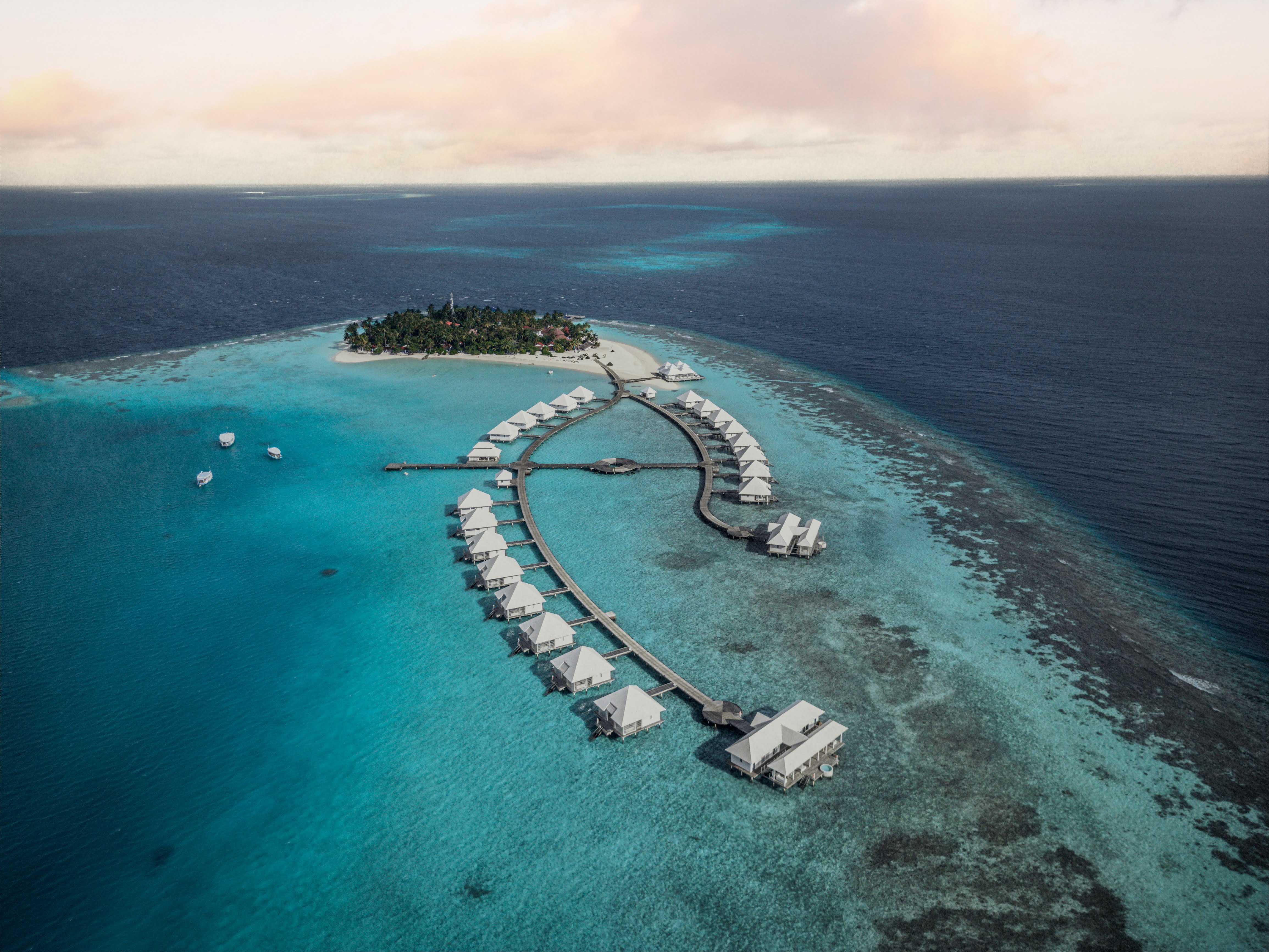 Diamonds Athuruga Maldives Resort and SPA 40/44