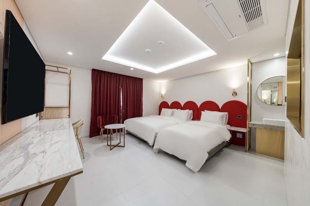 Amourex Hotel 16/49