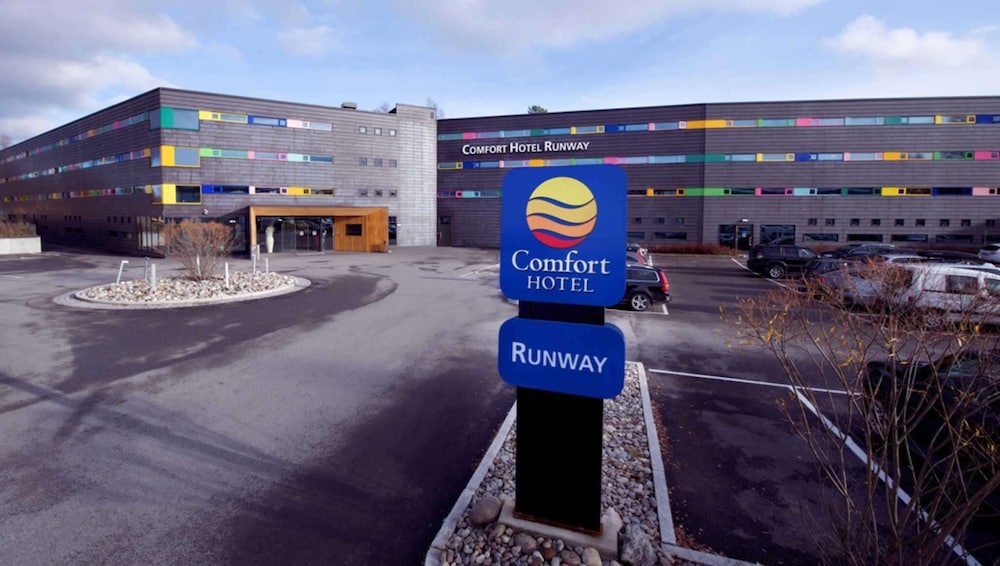 Comfort Hotel Runway 1/40