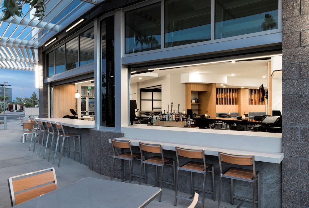 Hyatt Place Tempe/Phoenix/University 27/48