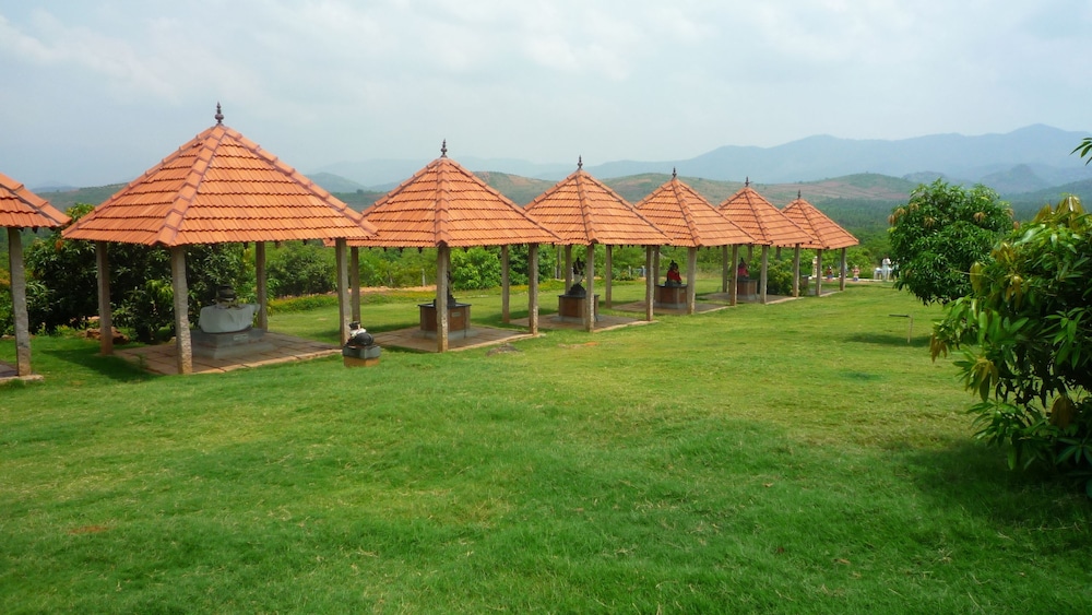 KADAMBAVANAM ETHNIC RESORT 20/42