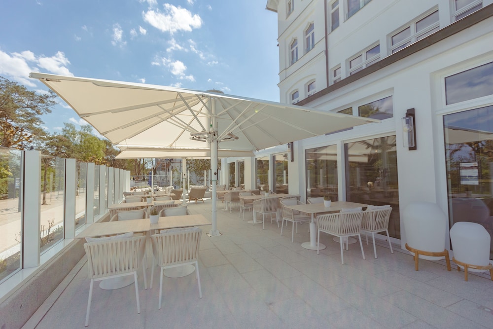 Strandhotel Ostende 27/34