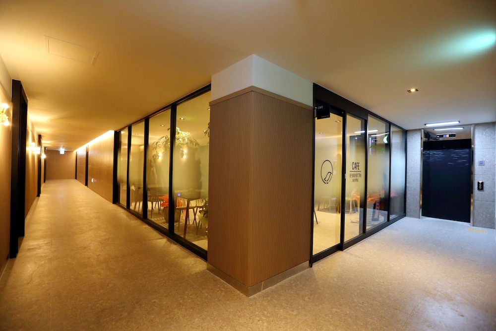 Hotel Forest 701 26/50
