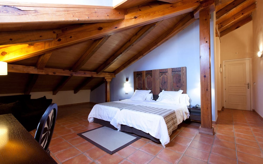 Hotel Convento del Giraldo 24/70