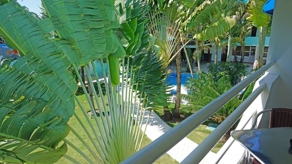 New Garden Hotel 48/59