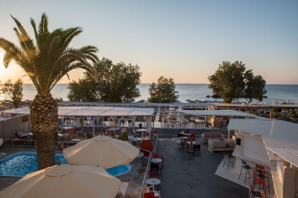Beach Boutique Hotel 50/67