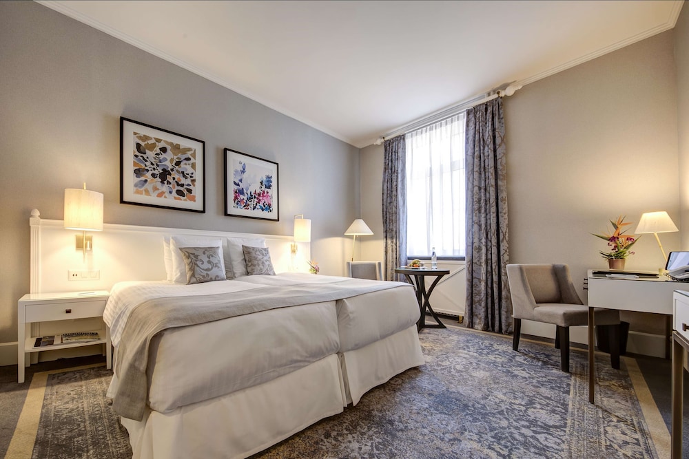 Fairmont Le Montreux Palace 24/75